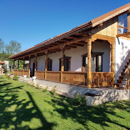 Verada Tour Guest House Somova Екстериор снимка