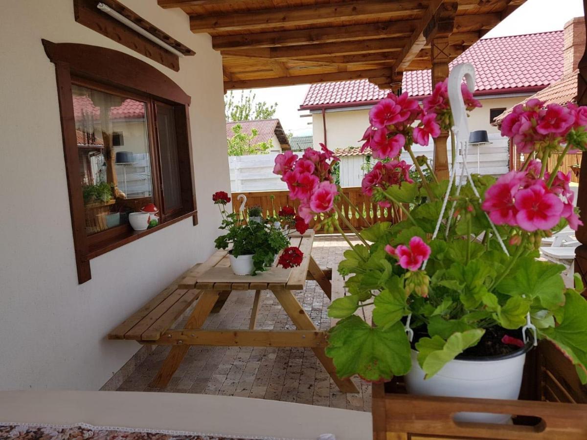 Verada Tour Guest House Somova Екстериор снимка