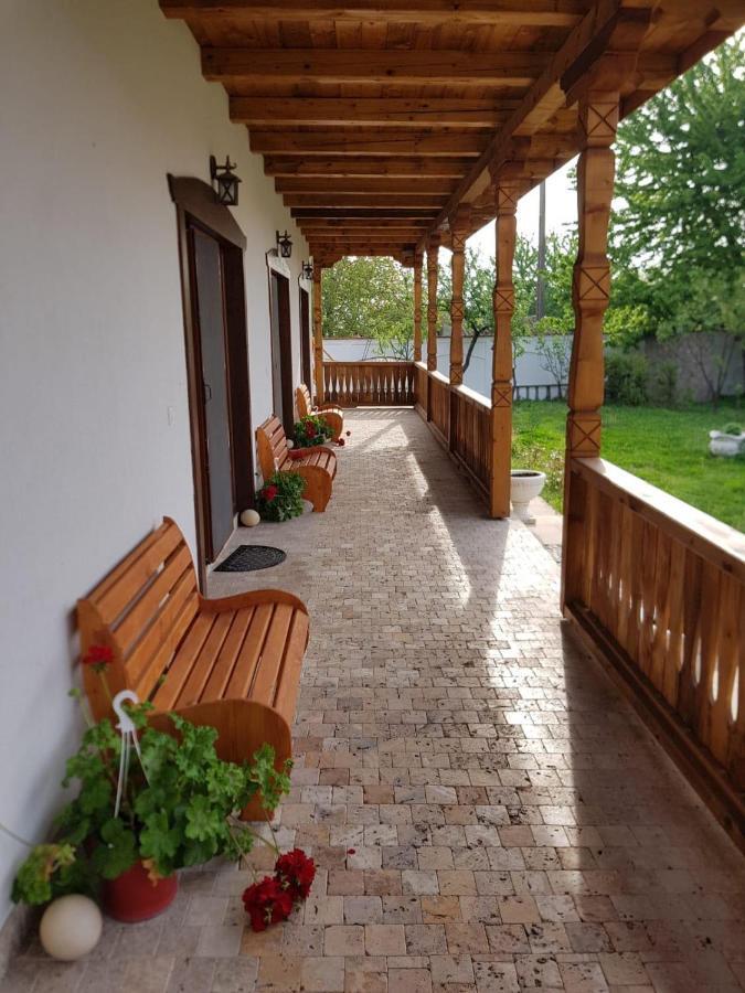 Verada Tour Guest House Somova Екстериор снимка